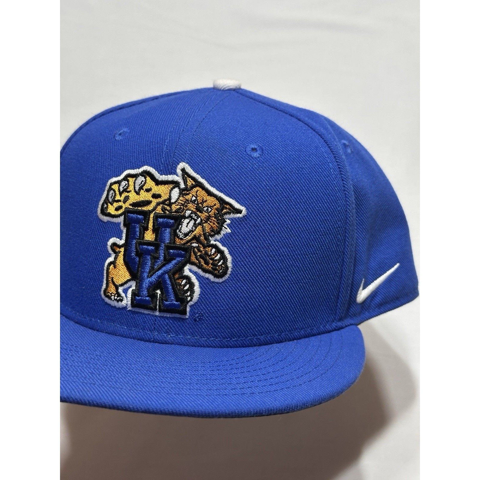 Kentucky Wildcats Nike True Hat Adjustable Blue White Cap Uk Mascot Logo Read